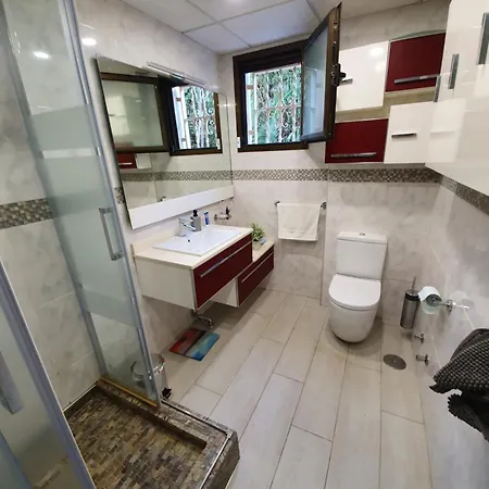 Luxury - Pool, Hot Tub, Aircon, Tvs, Cinema, Office, Gbit Internet, Sports Equipment Calpe