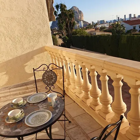 Luxury - Pool, Hot Tub, Aircon, Tvs, Cinema, Office, Gbit Internet, Sports Equipment Calp